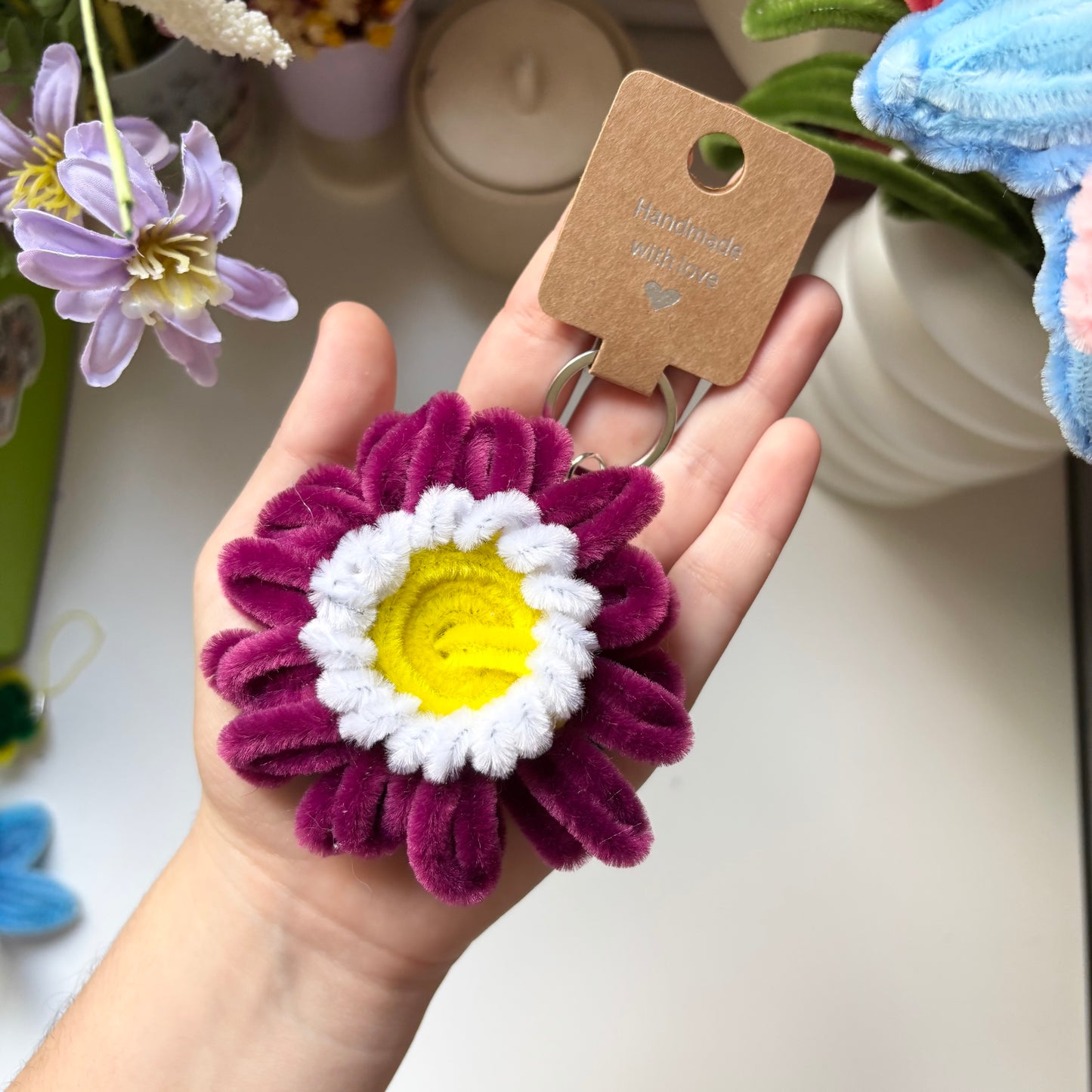 Llavero Gerbera Púrpura Limpiapipas