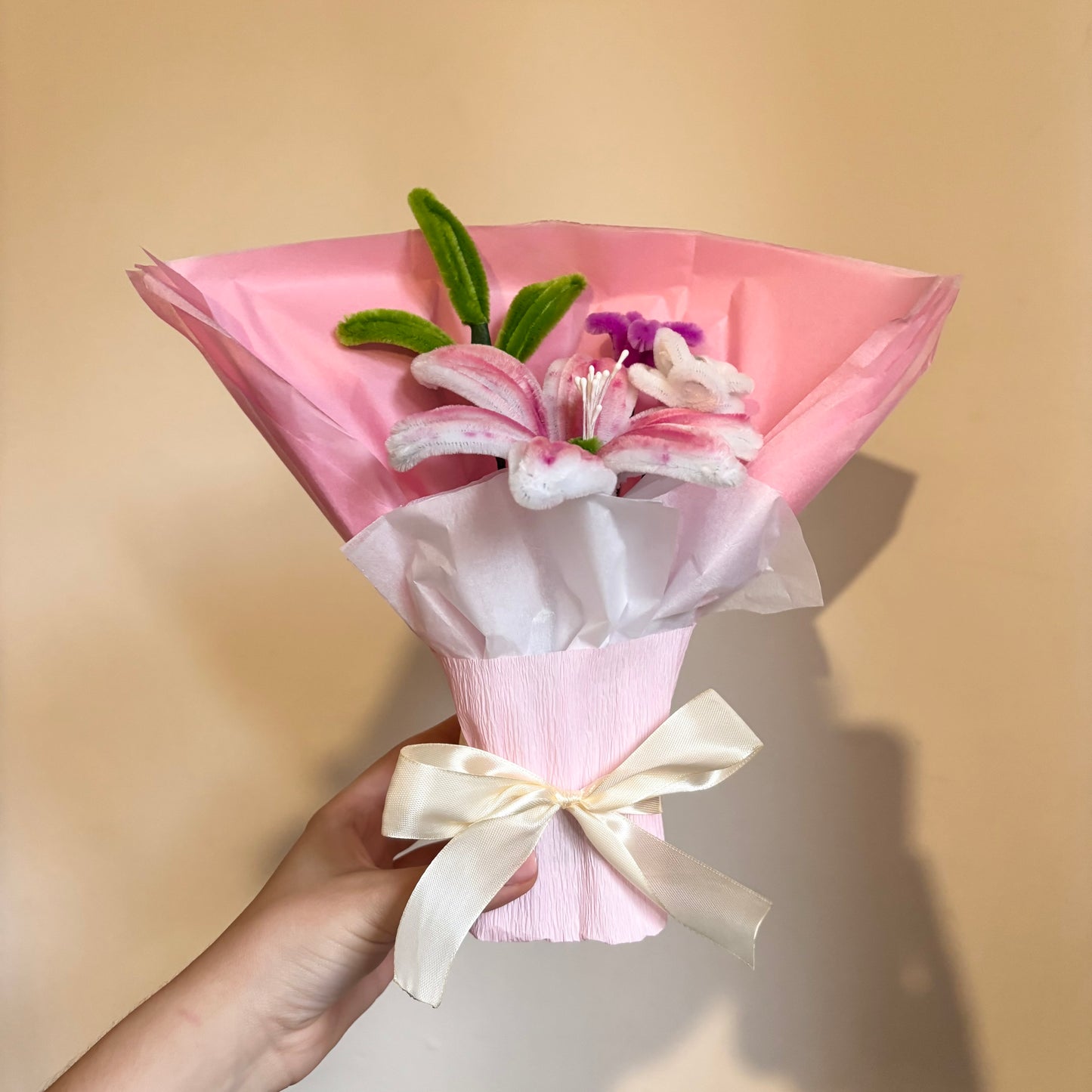 Ramo Lirio Blanco y Rosa Limpiapipas
