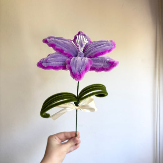 Flor Lirio Morado Limpiapipas