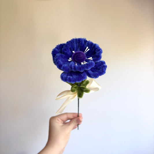 Flor Anémona Azul Oscuro Limpiapipas