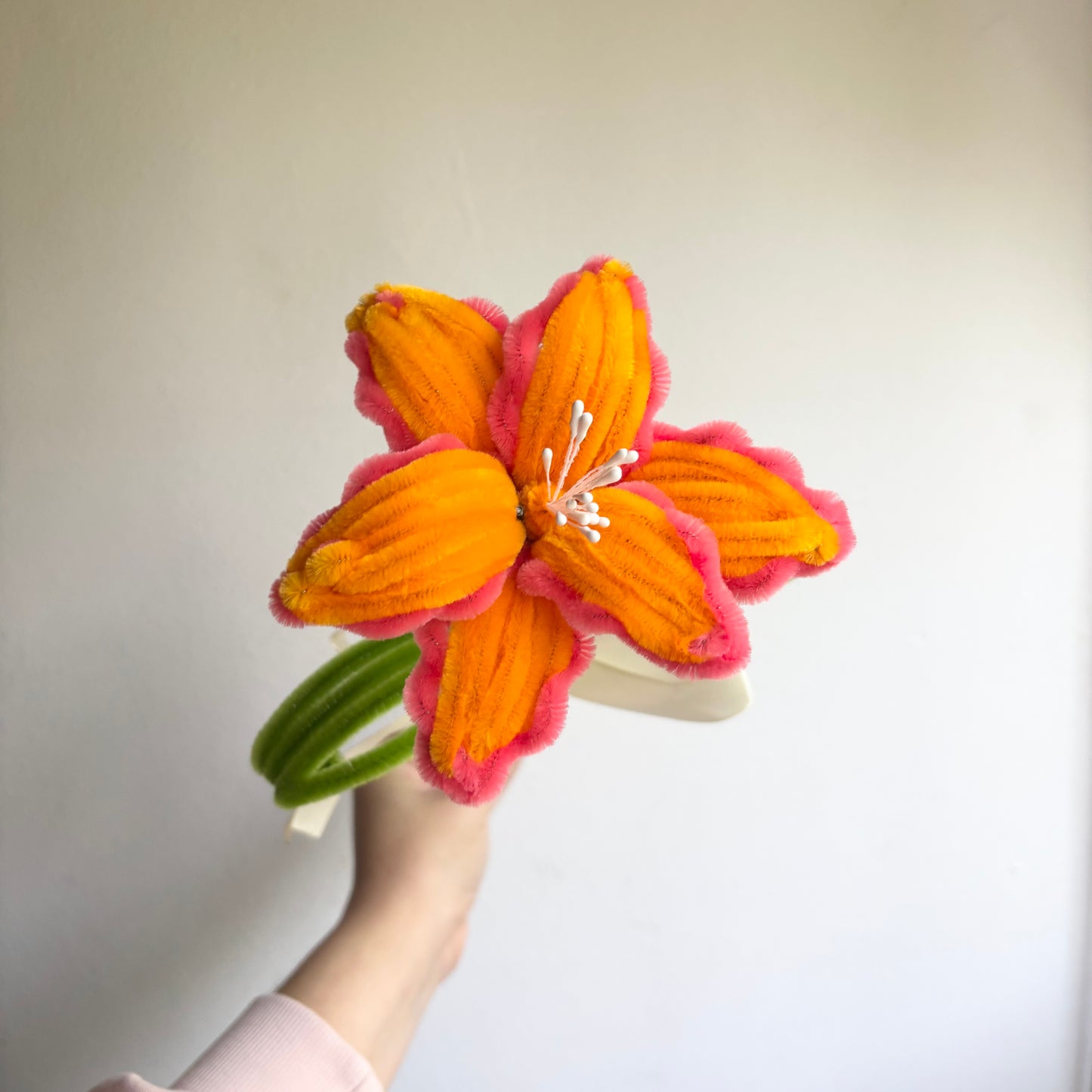 Flor Lirio Naranja y Coral Limpiapipas